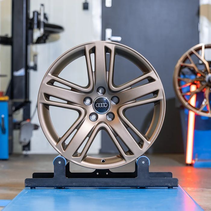 NOWE Oryginalne Felgi Audi 18 A3 A4 A6 A8 Q2 Q3 TT