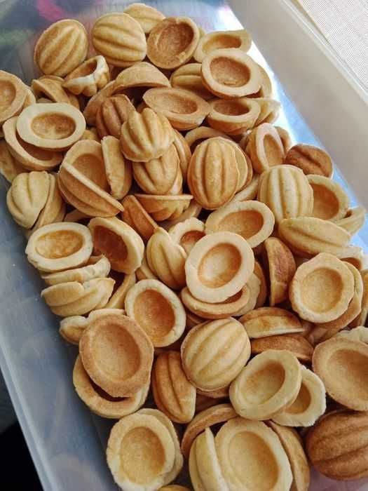 Łupinki korpusy ciastka orzeszki