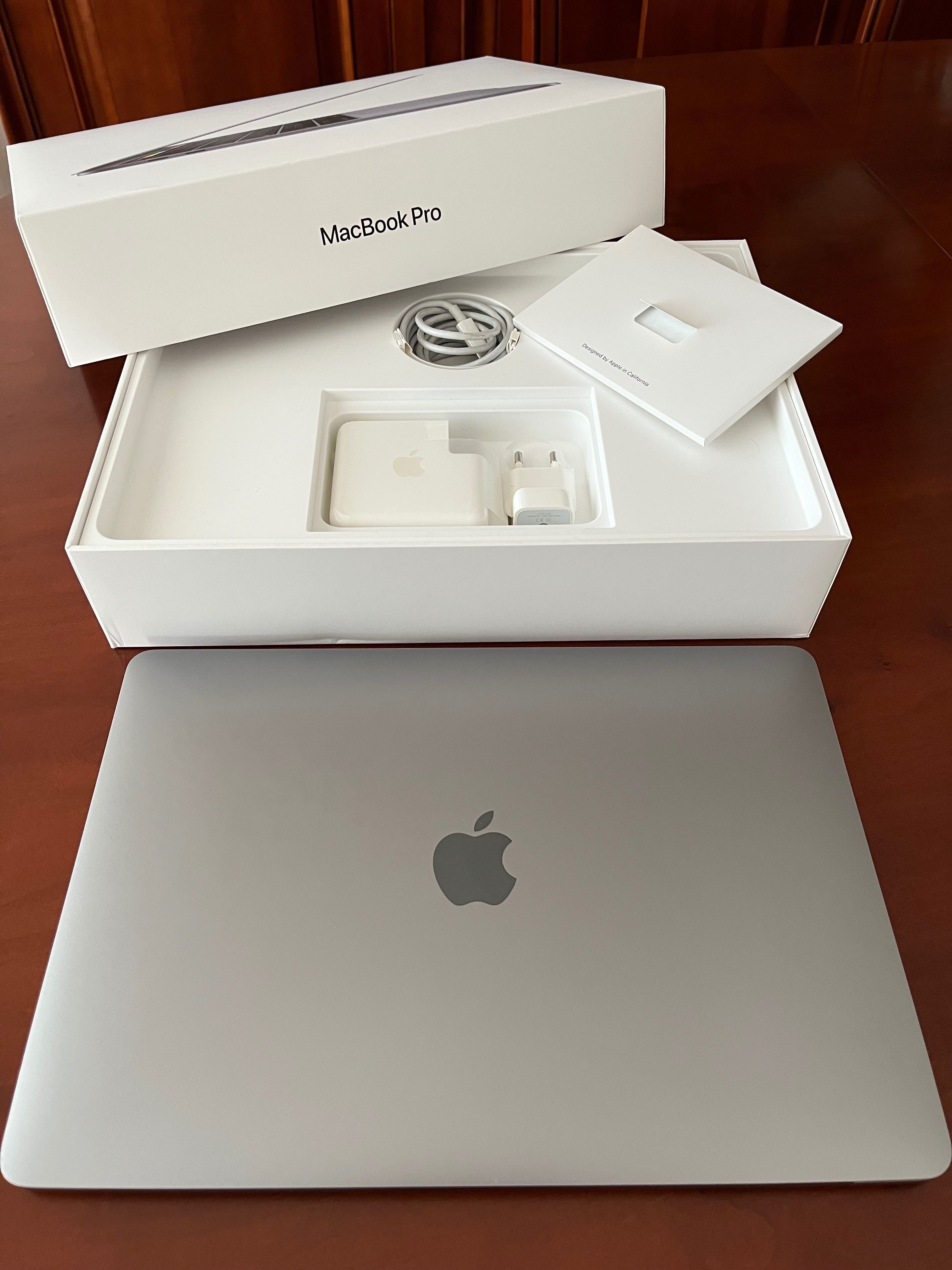Macbook Pro 13” Touch Bar Intel Core i5 3.9GHz 8Gb RAM 256Gb SSD