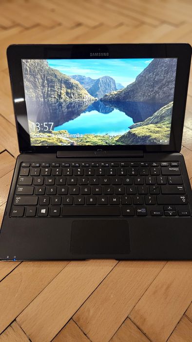 Laptop Samsung ATIV smart PC pro (odczepiany ekran)