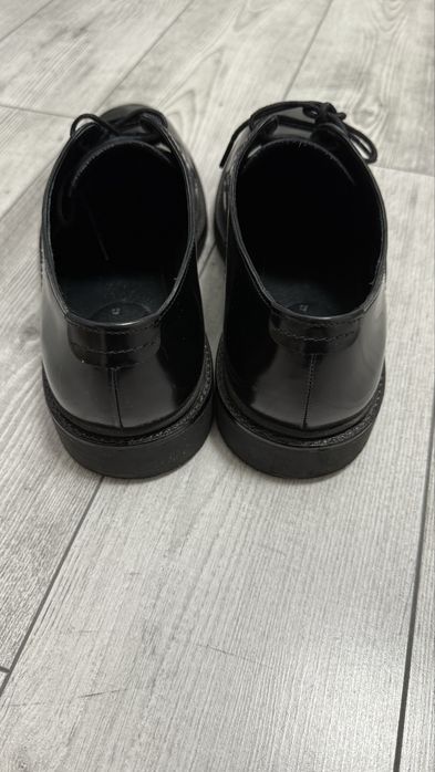 Чоловічі туфлі дербі Zara