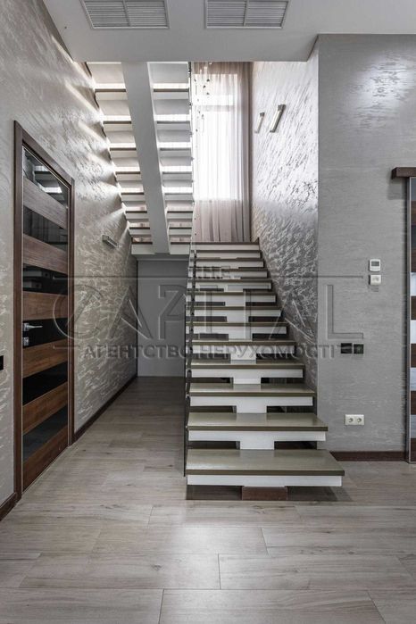 ПРОДАЖА/Дом с бассейном, 300 м2, гостевой дом, Козин, Обуховский р-н