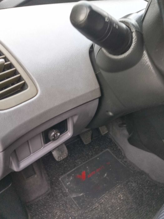 Carrinha Nissan Primera BAIXOU - este fim de semana