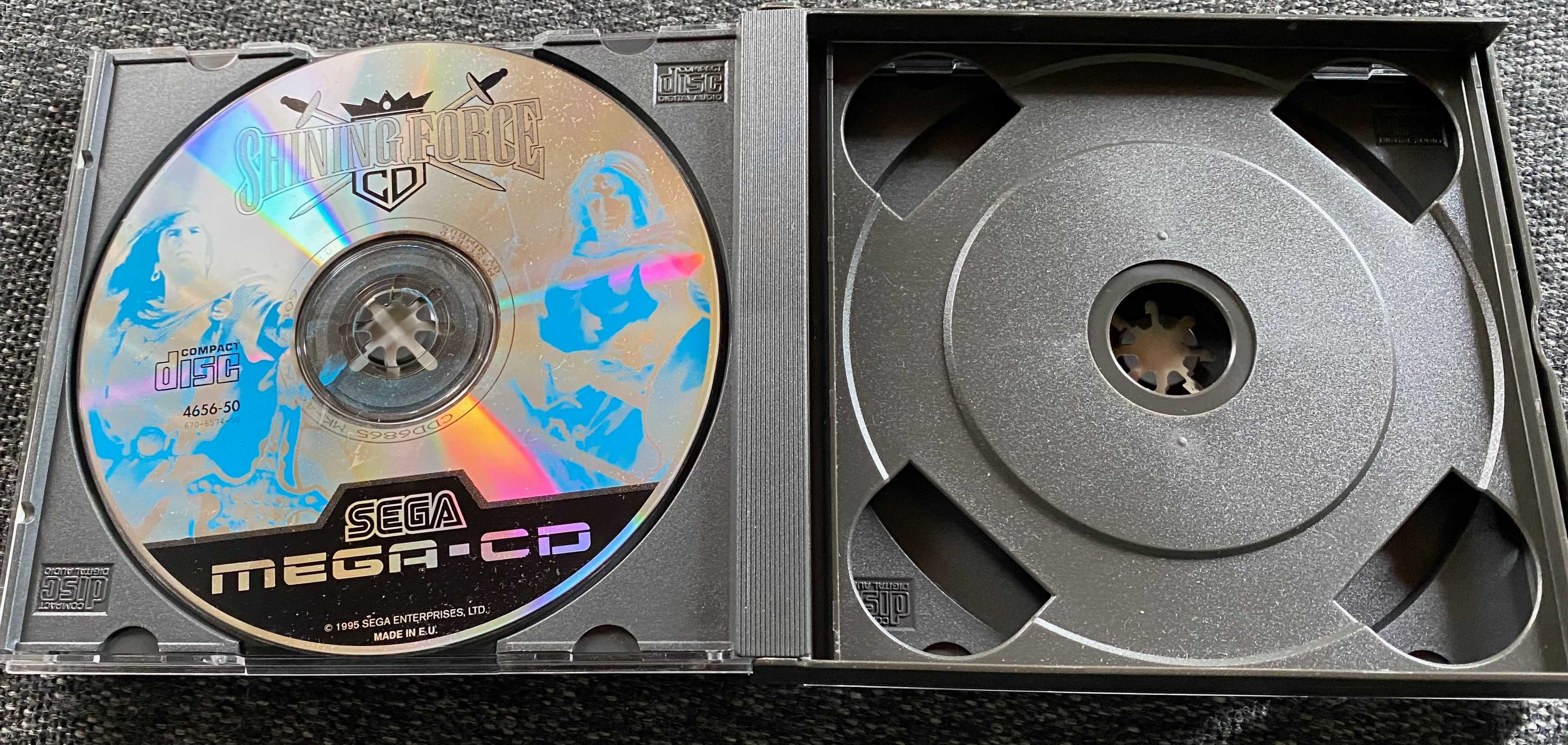 Shining Force CD versão PAL