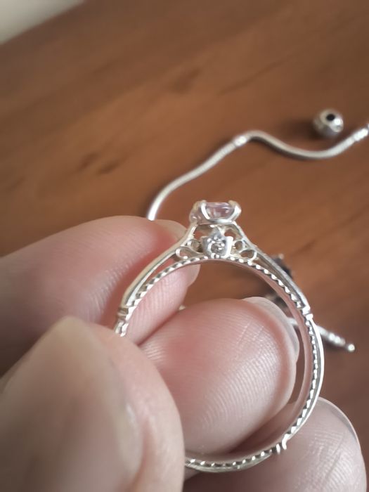 Пропоную лот зі срібла. Пандора.