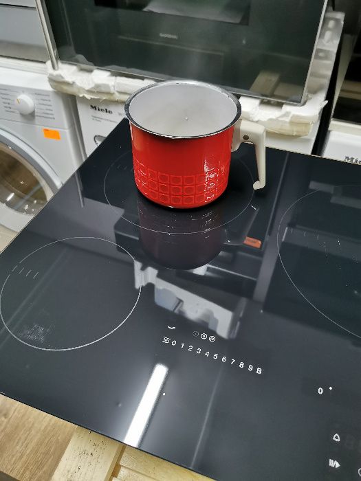 Płyta indukcyjna z TempControl Miele KM 6879, szer. 93cm., TwinBooster
