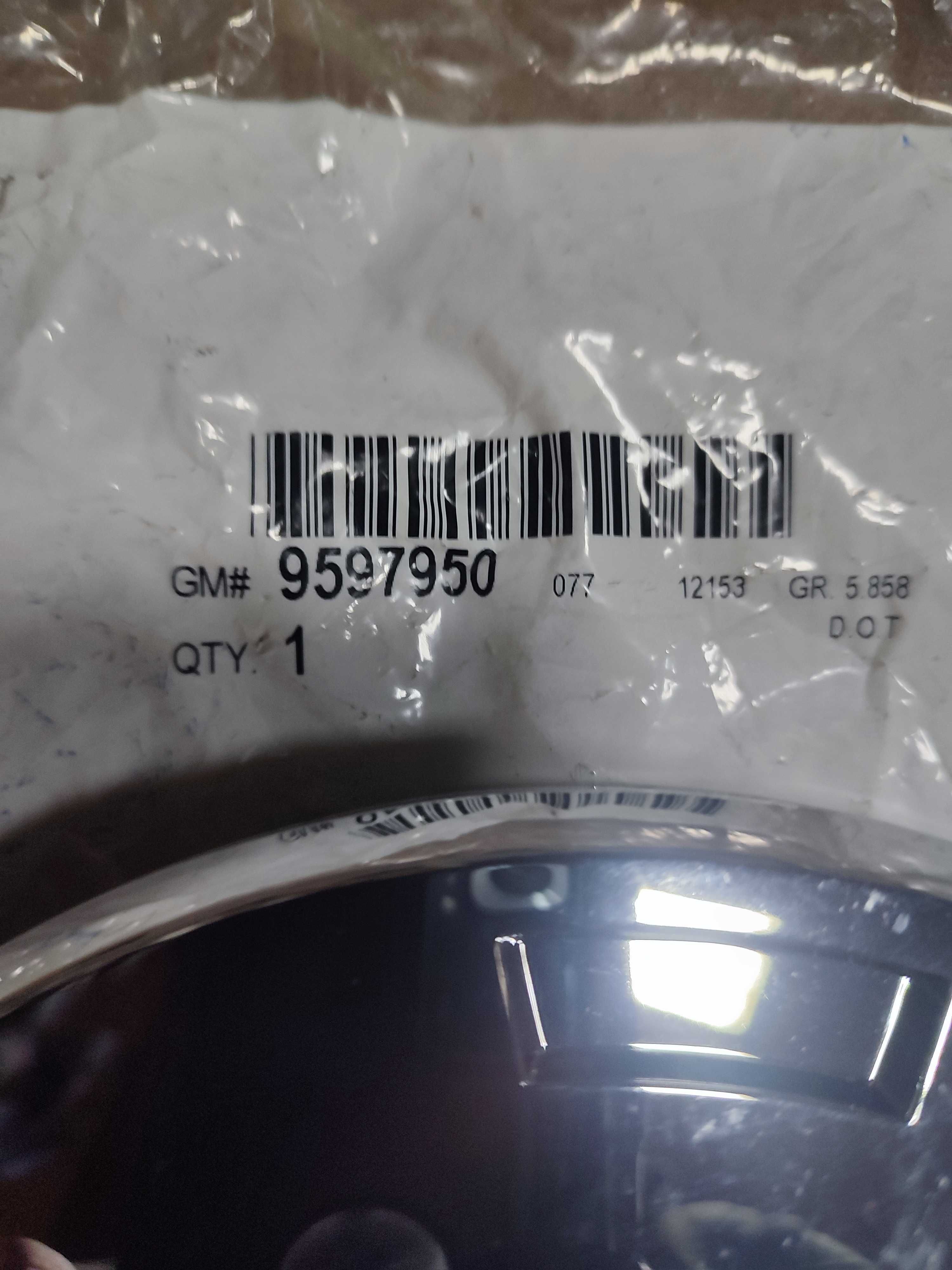 Cadillac Escalade 2007-14 nowy oryginalny kołpak felgi 22 cale