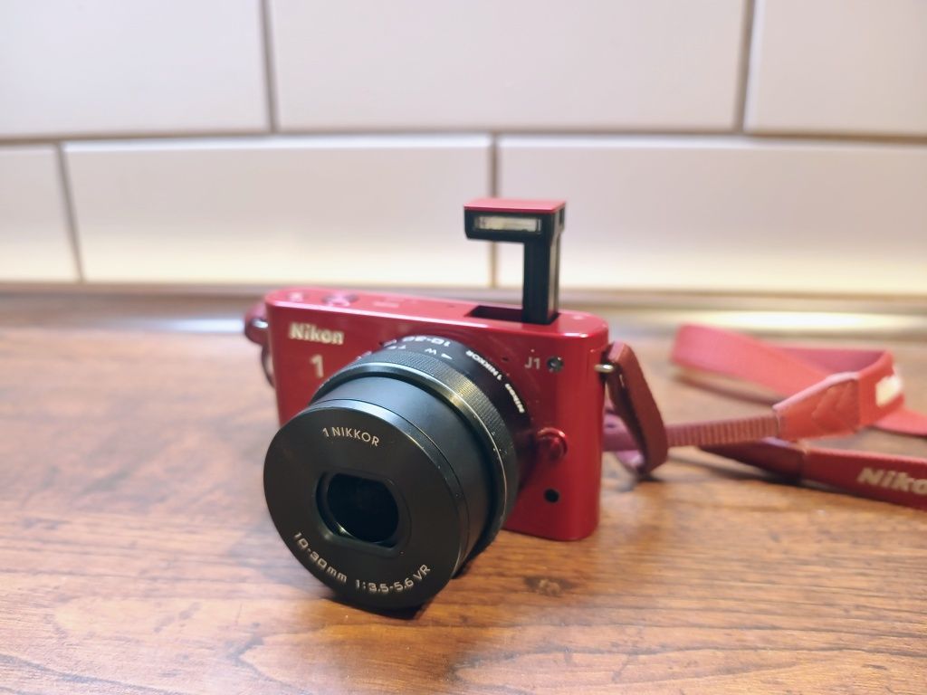 Aparat fotograficzny Nikkon 1