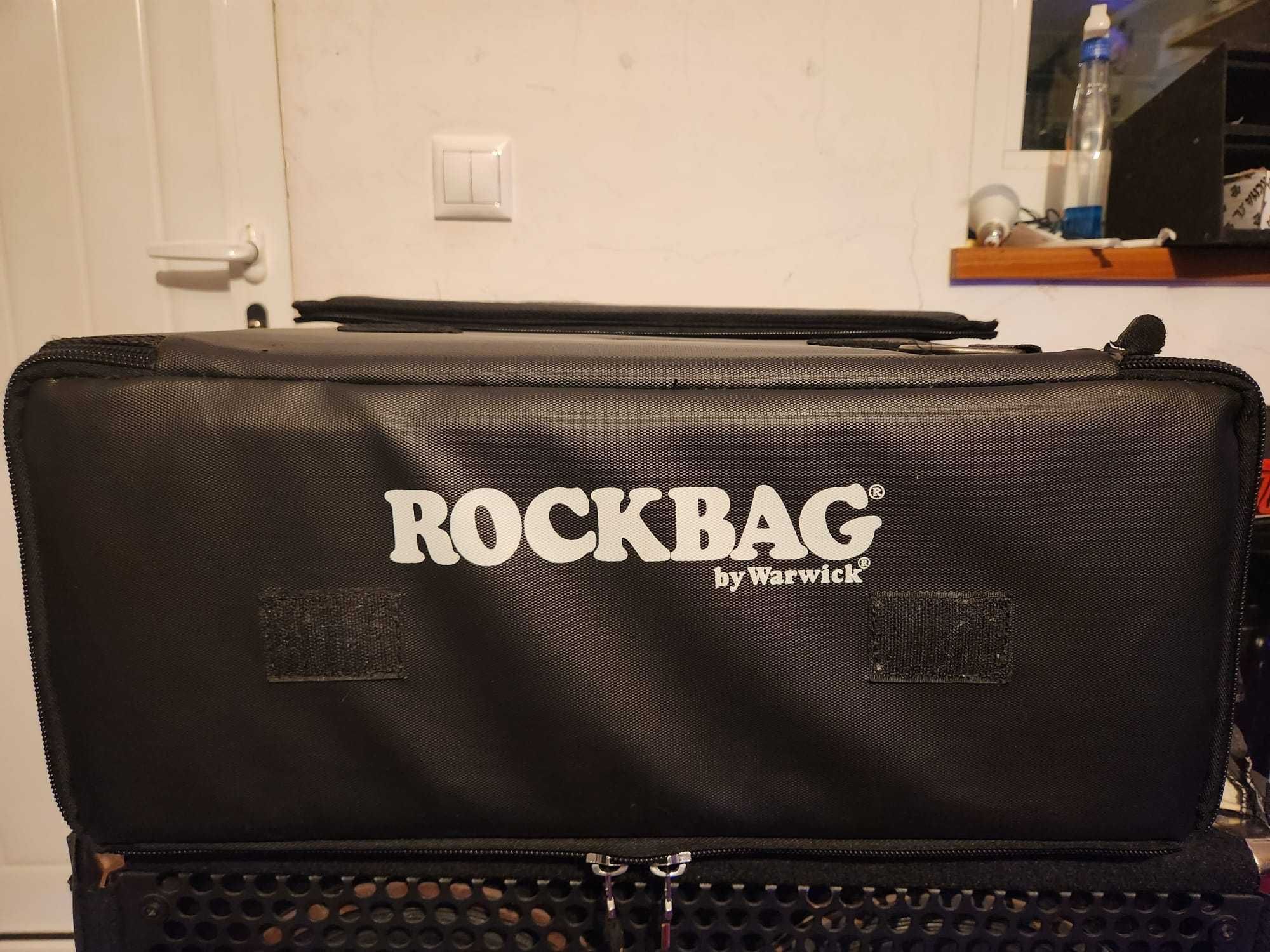 Amplificador 500W + Coluna Warwick