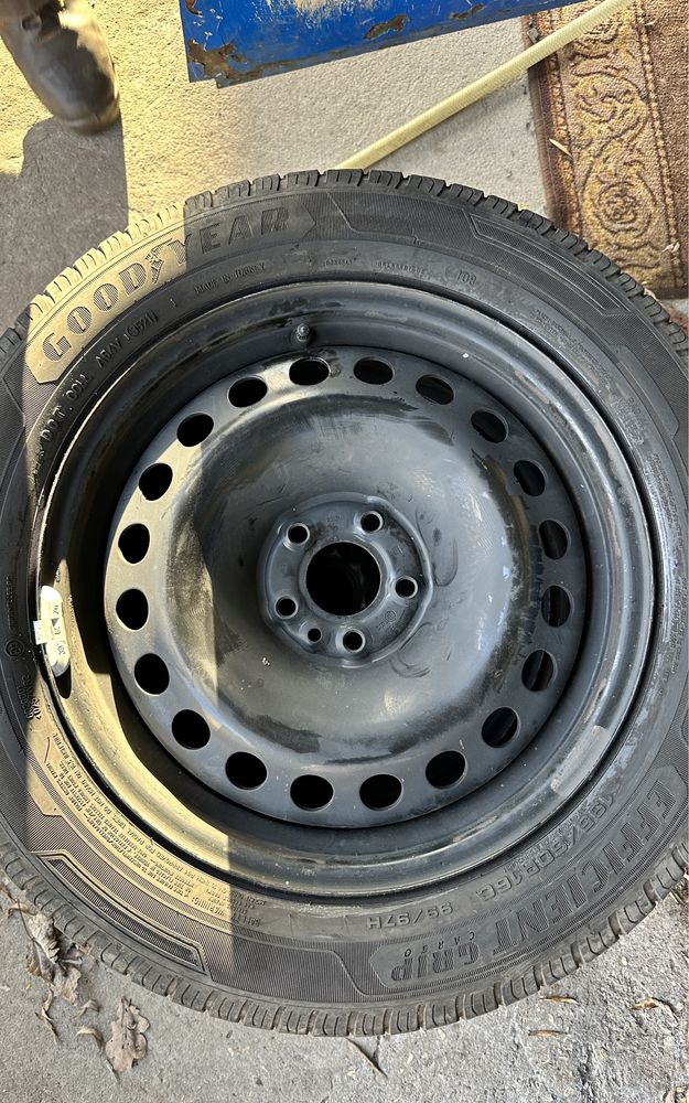 Sprzedam 4 opony letnie GoodYear Efficient Grip