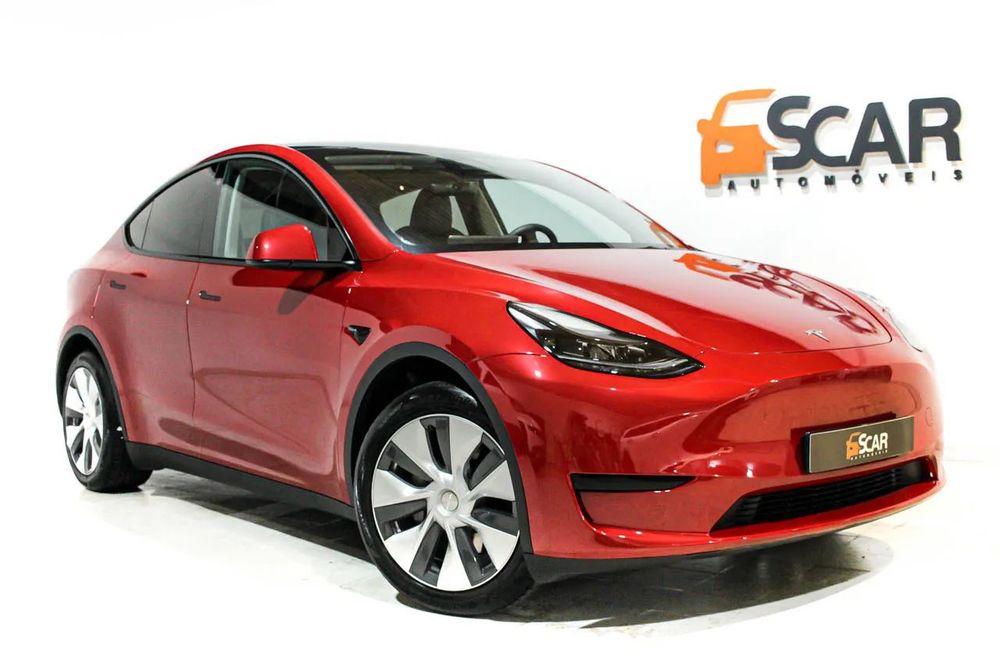 Tesla Model Y RWD