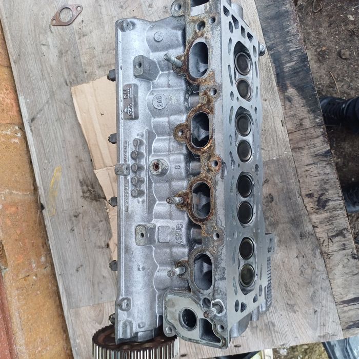 ГБЦ головка блока 1.8 Z18XE Opel astra g Vectra B C Zafira A B 9242094