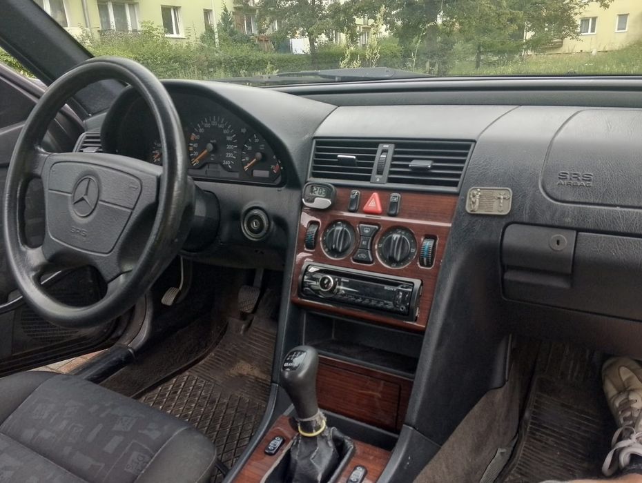 Mercedes c180 w202 USZKODZONY