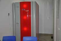 Solarium Stojące z przebieralnią (pionowe)