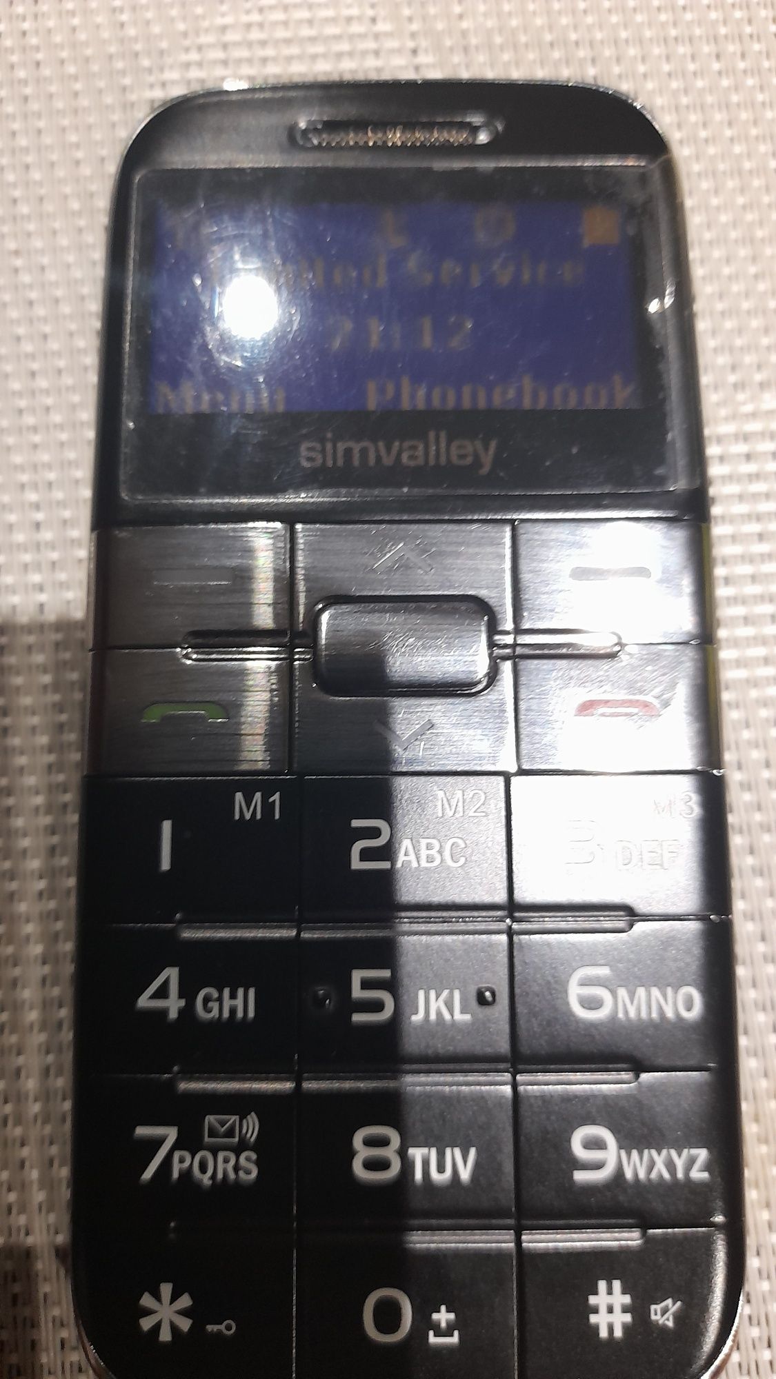 Telefon komórkowy