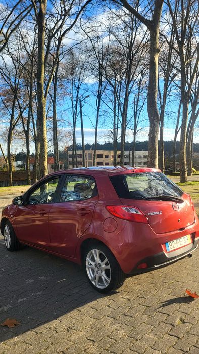 Mazda 2 mzr hatchback