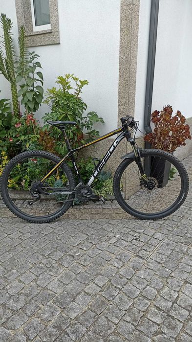 Bicicleta Deed Flame 29 + Bicicleta EMT +Capacete