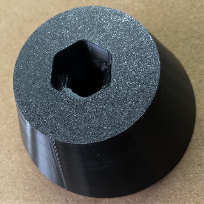 Łódka wędkarska rozrzutnik do kulek