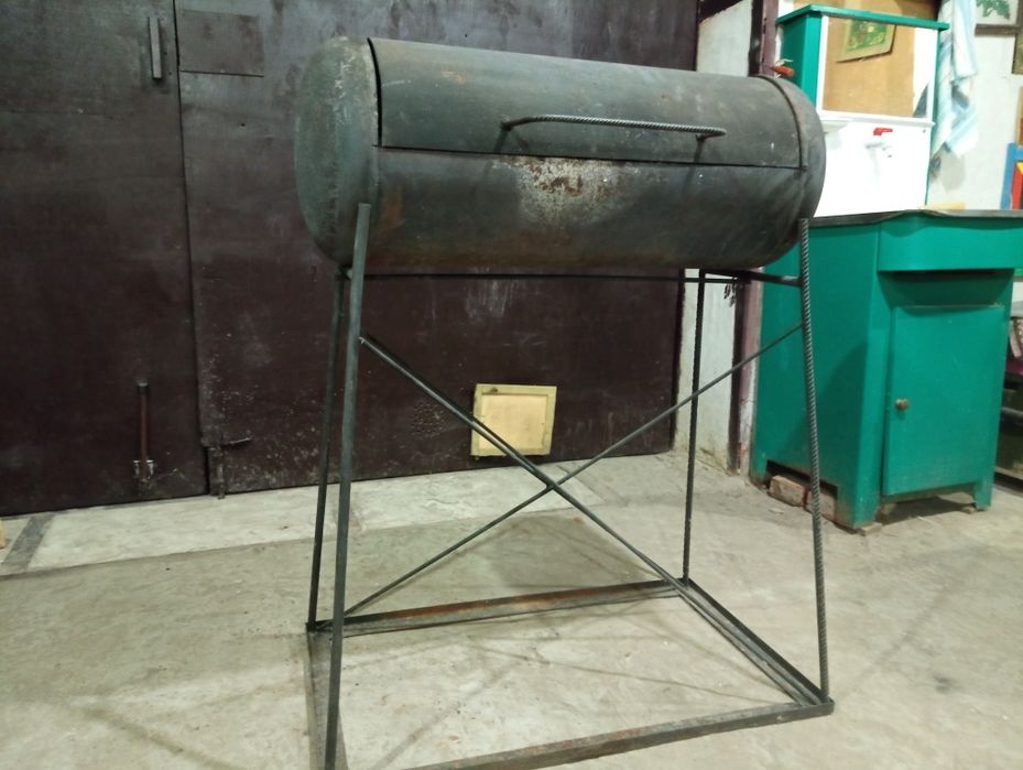 Мангал - барбекю,коптильня