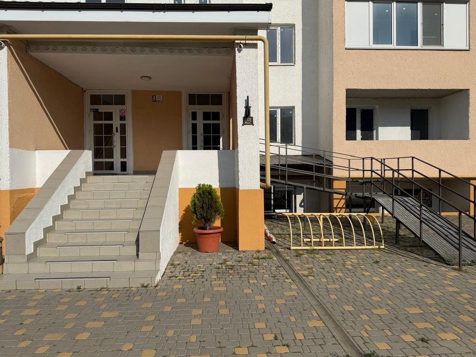 Продам 2 комнатную квартиру в Хлебодарском с АГВ и кладовкой в подарок