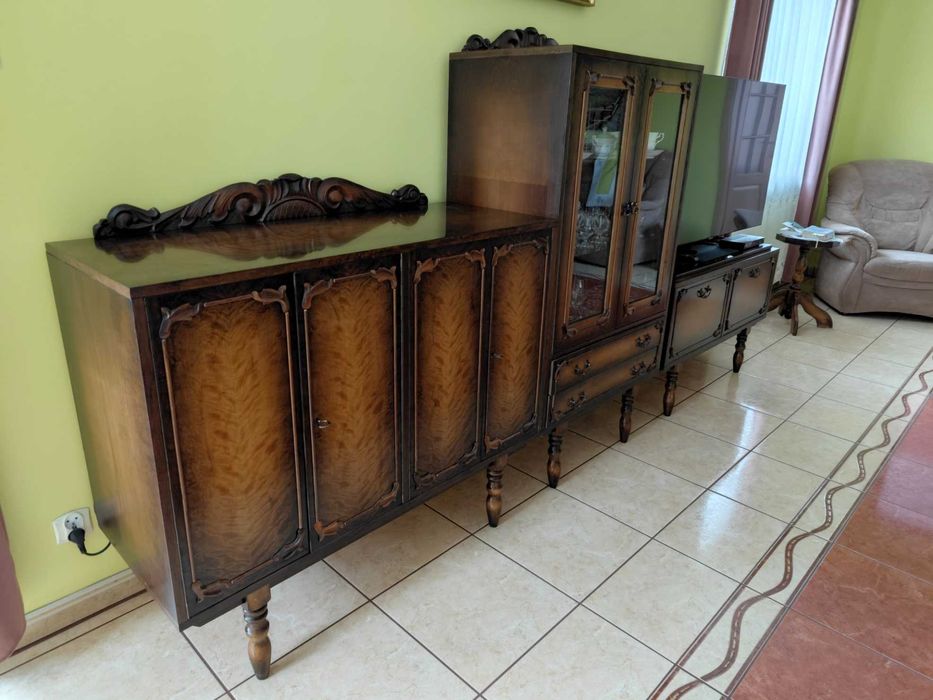 Meble drewniane do salonu