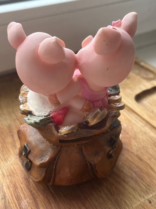 Копілка свині поросята Скарбничка Статуетка