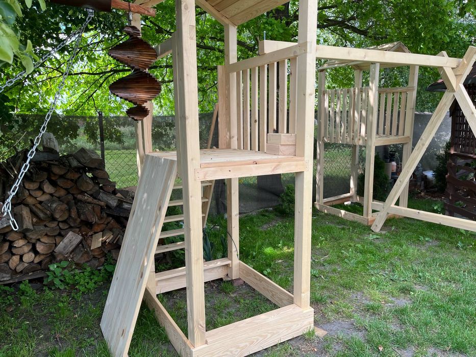 Plac zabaw dla dzieci .