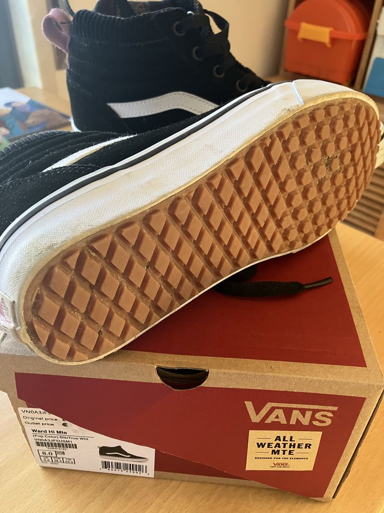 Tenis Bota Vans 38.5 novos