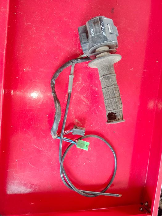 yamaha xs400 xs 400 przełączniki prawe manetka prawa rolgaz