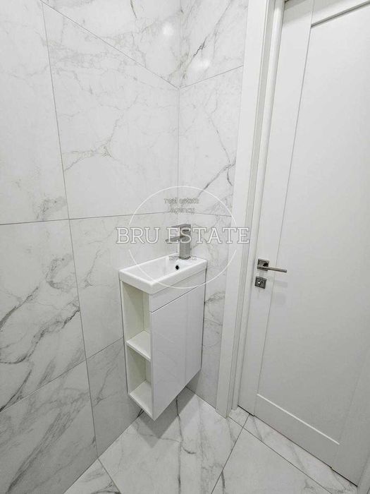 Продам 2к квартиру на Осокорках ЖК Ревуцький Харківська Позняки