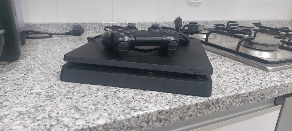 PS4 SLIM 1T Em Bom Estado