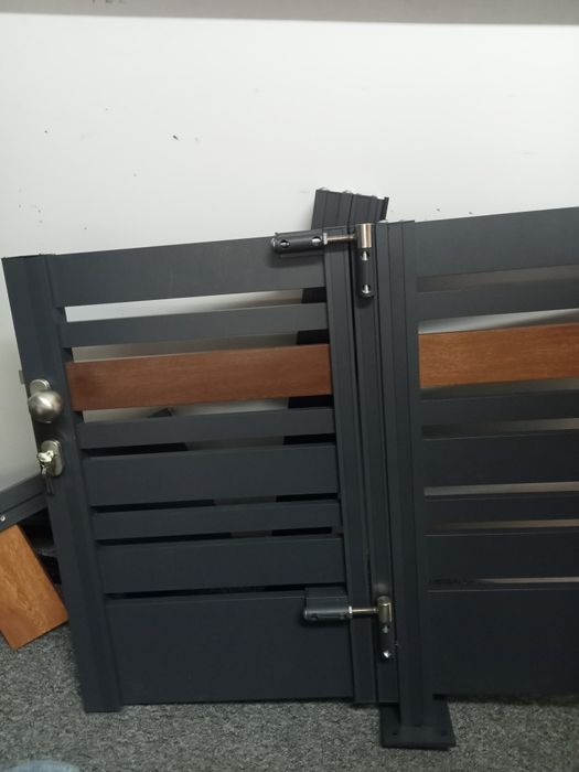 Montaż/serwis napędów do bram