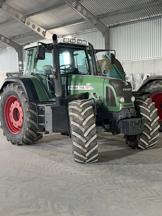 Ciągnik Fendt 718 Vario TMS  820