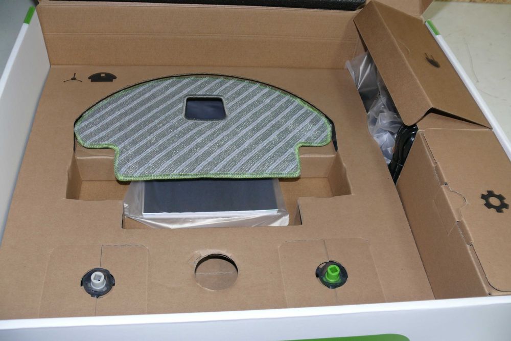 Robot Aspirador e Esfregona Roomba Combo® com ligação Wi-Fi