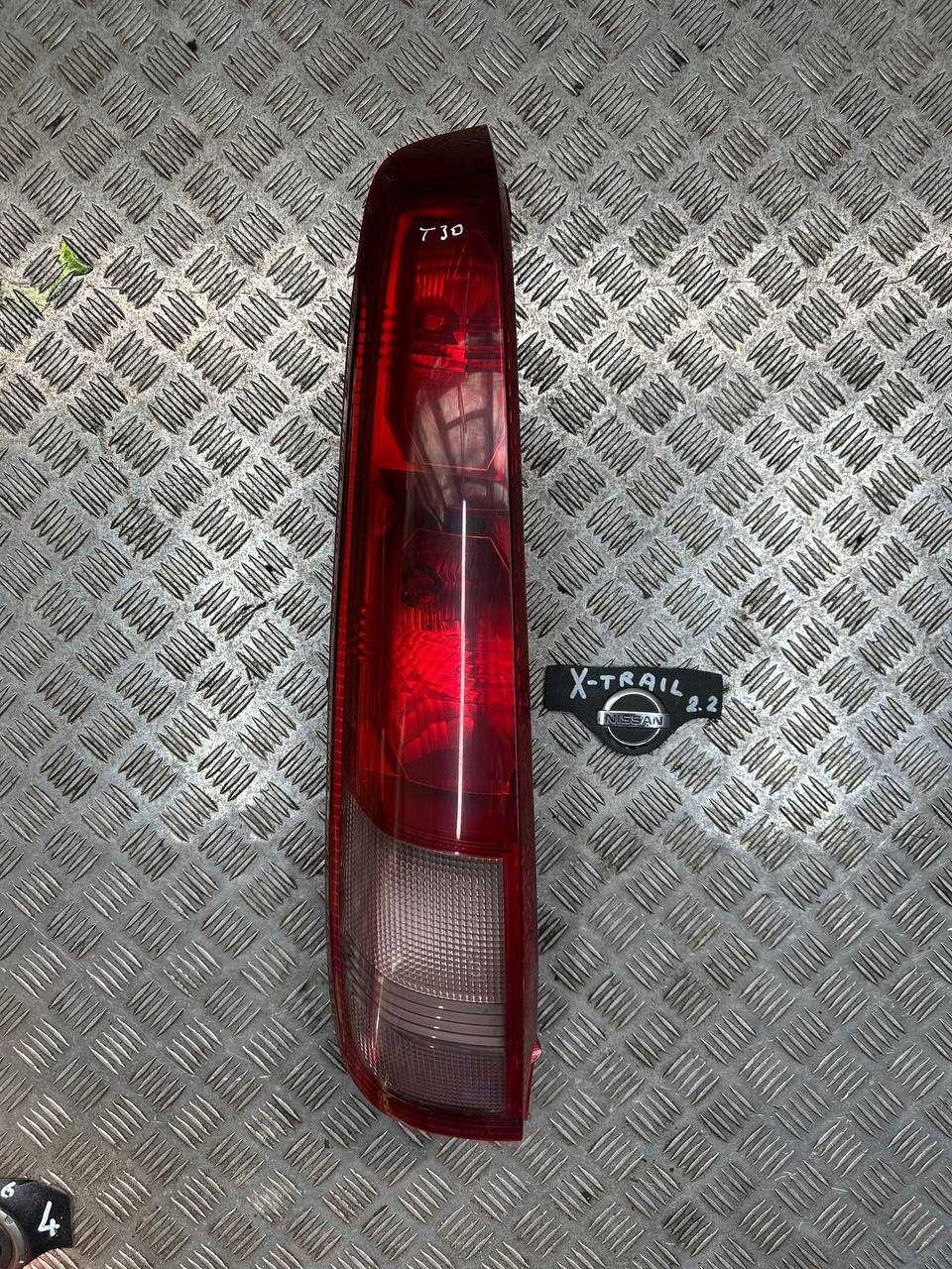 Разборка NISSAN X-Trail  балка кпп кузовні деталі
