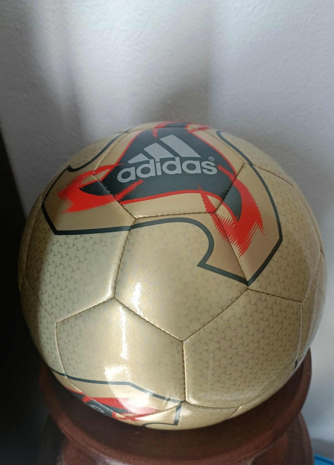 Bola Adidas Fevernova FIFA Mundial 2002