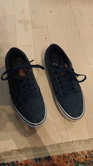 Buty Vans Atwood (Suede) Port Royale/White VN000TUYU0W EUR 40 25.5 cm