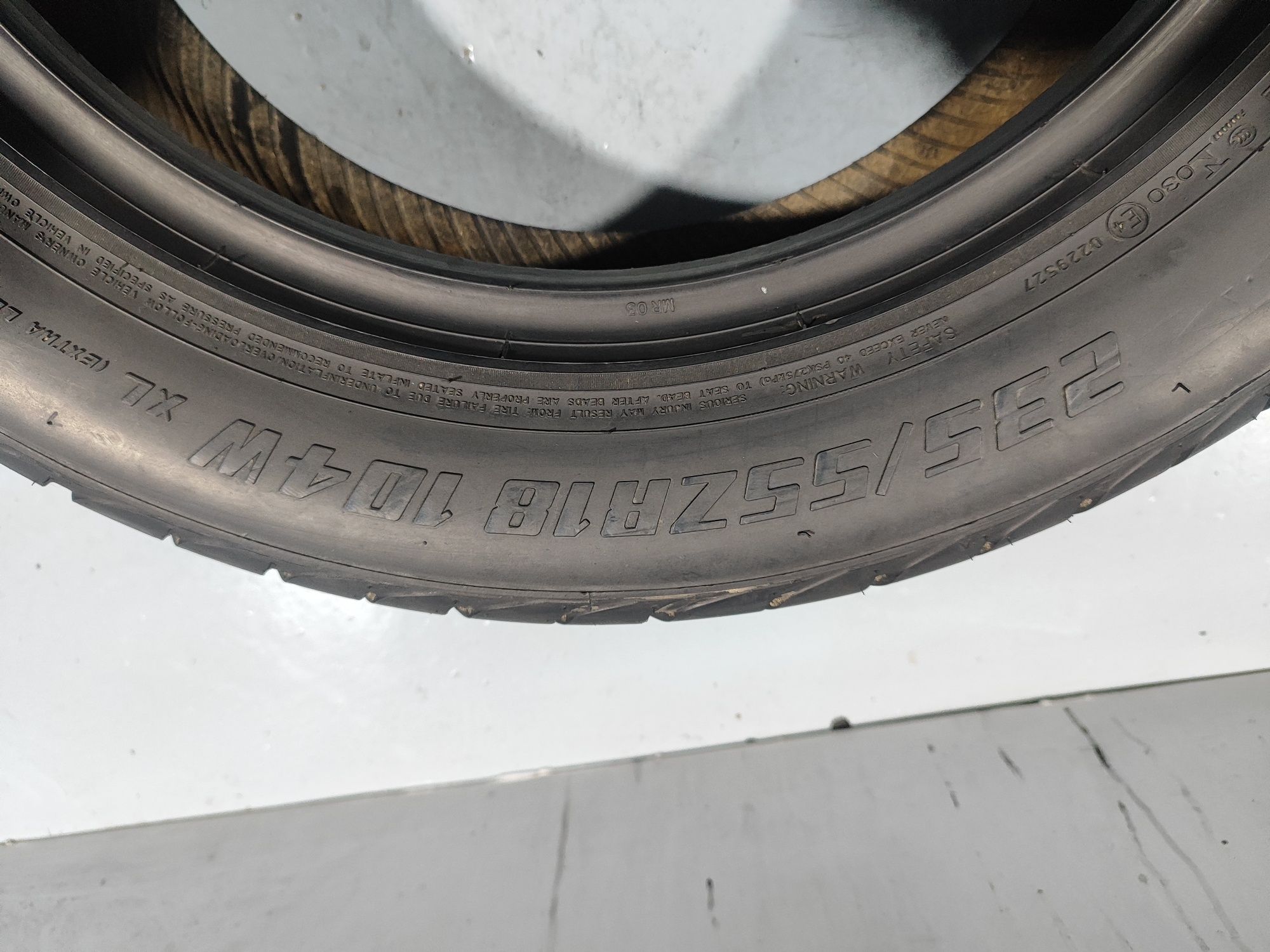 2 pneus novos 235-55R18 Firenza - Oferta dos portes