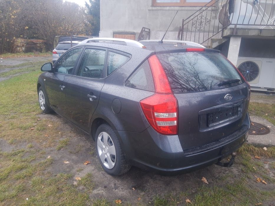 Kia cee'd SW 1.4 benzyna z Niemiec