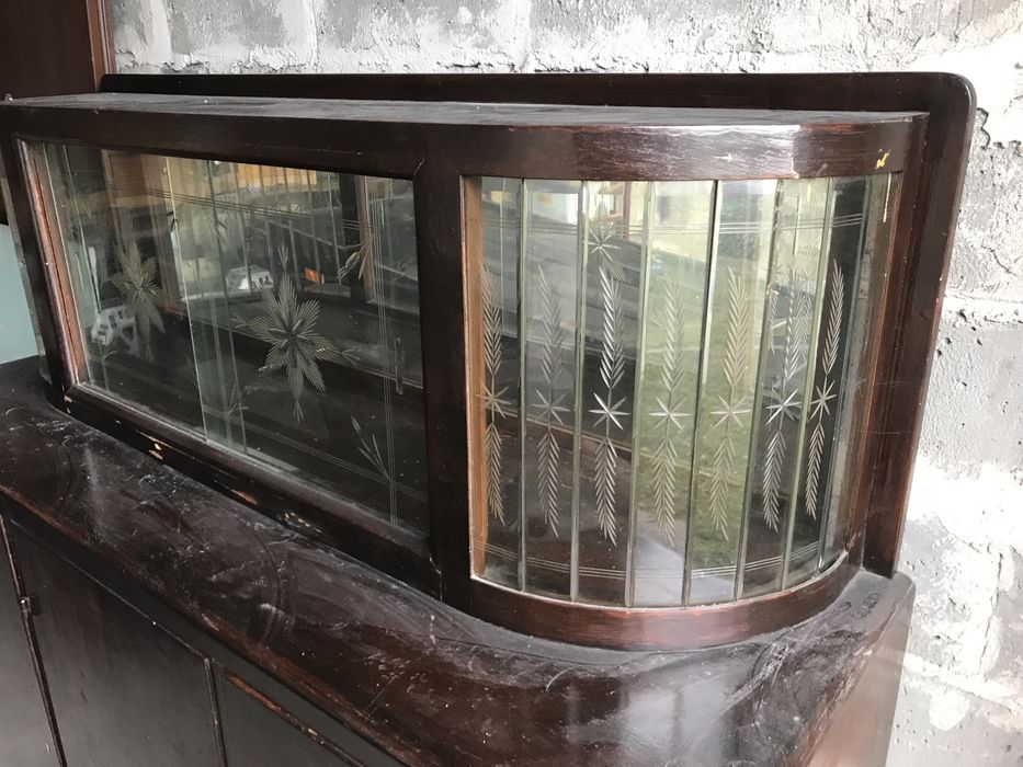 Kredens mebloscianka prl