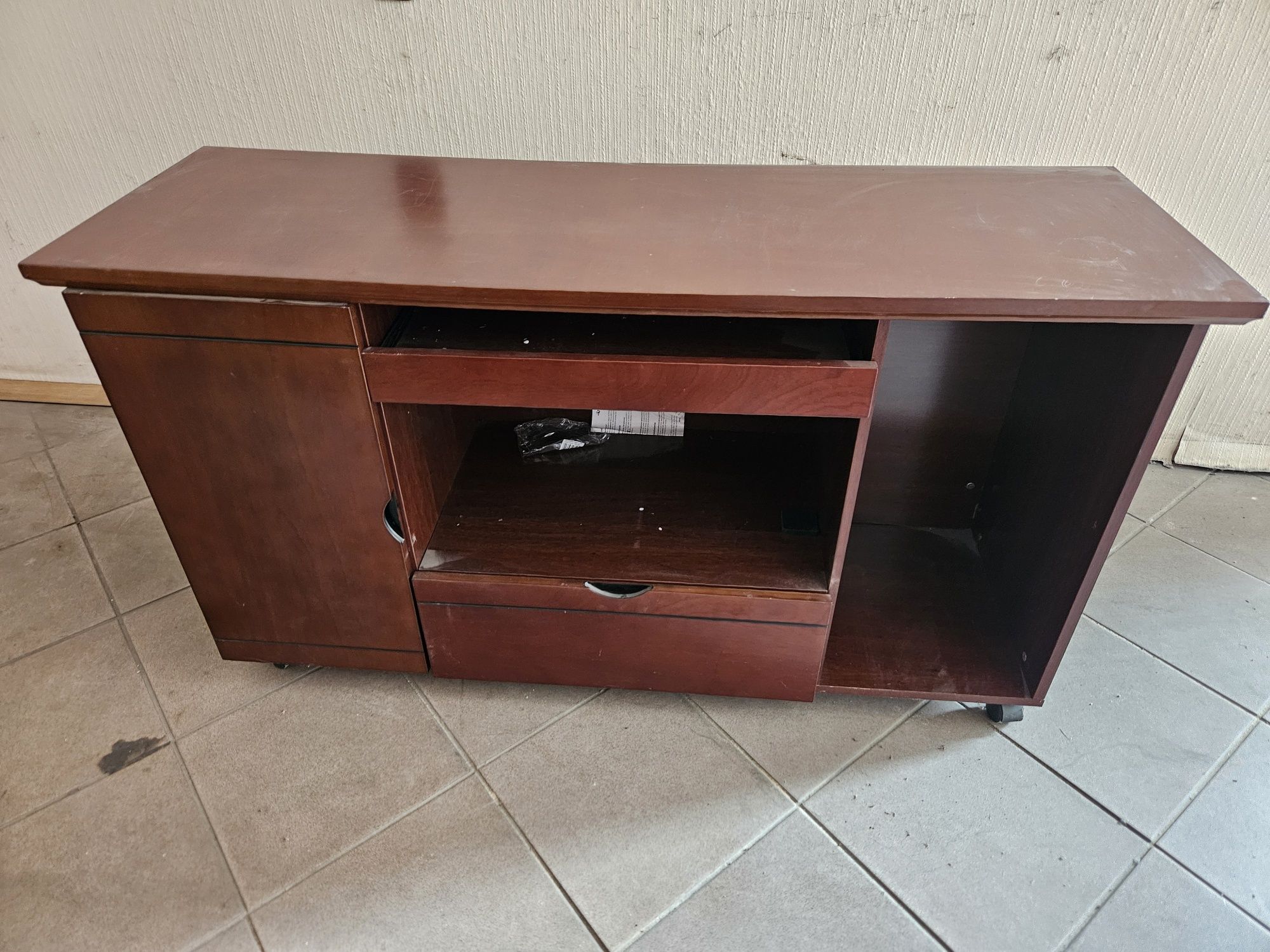 Meble gabinetowe biurowe