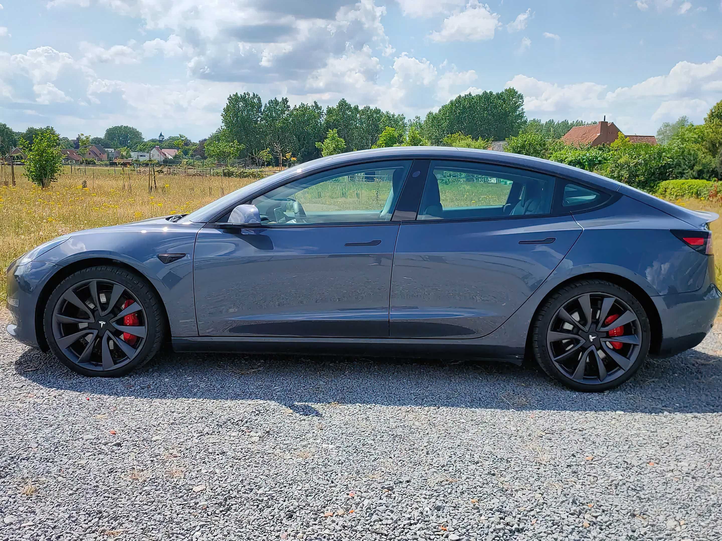 Tesla Model 3 Dual Motor 2020