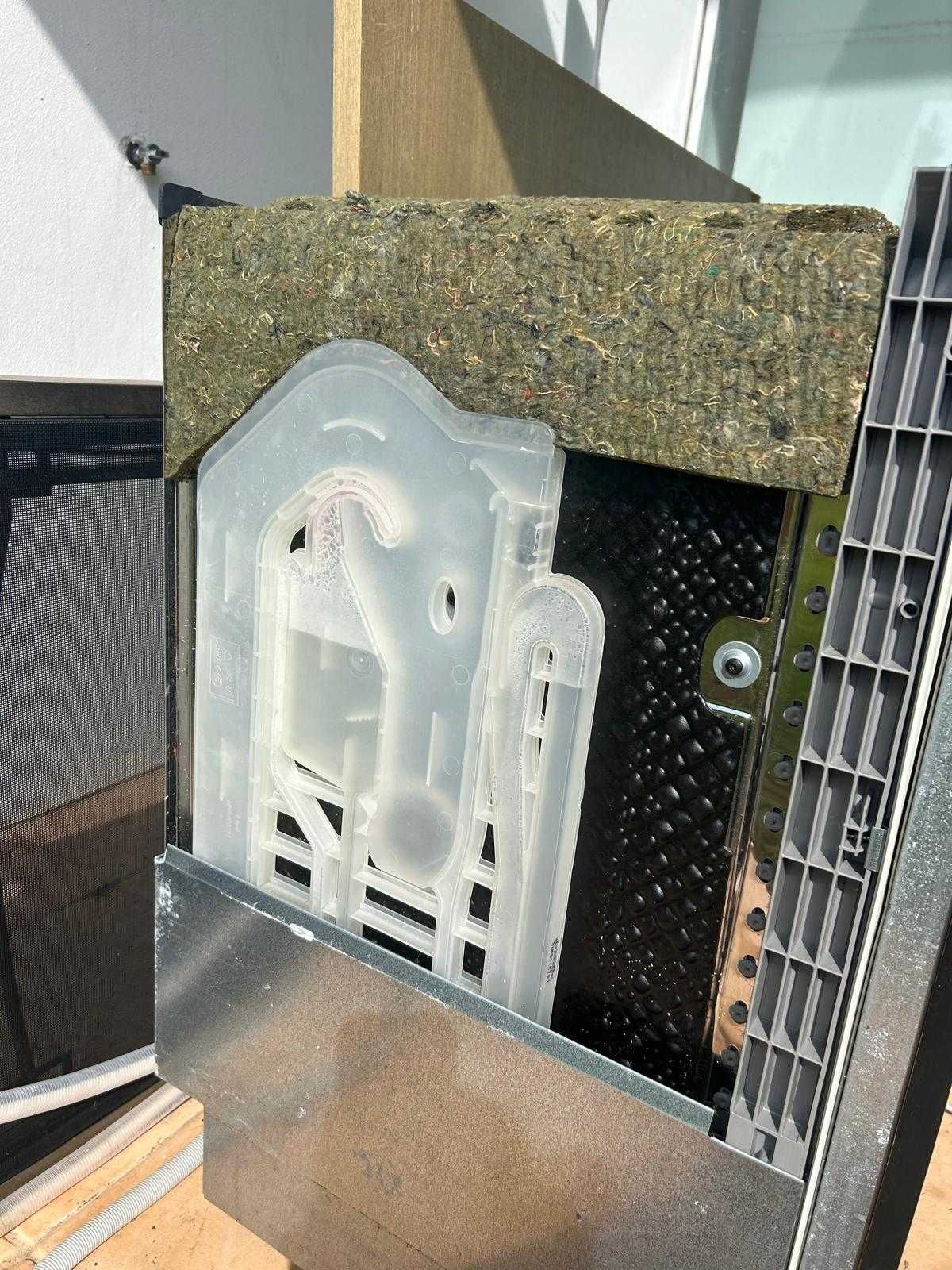 Máquina de lavar loiça de encaste usada - BOSCH