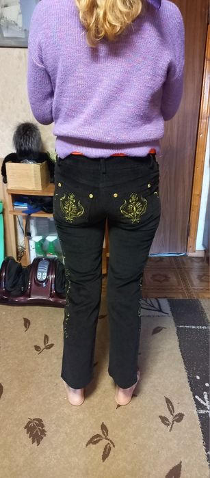 2 види жіночих капрі з екокожи та мікровельвету