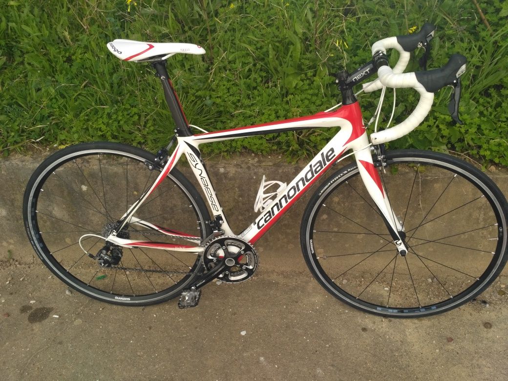 Bicicleta Estrada Cannondale