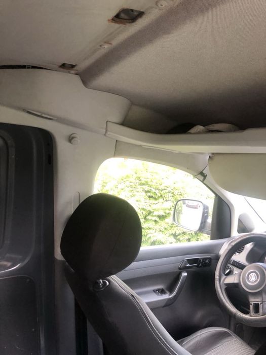 Продам volksvagen caddy2012
