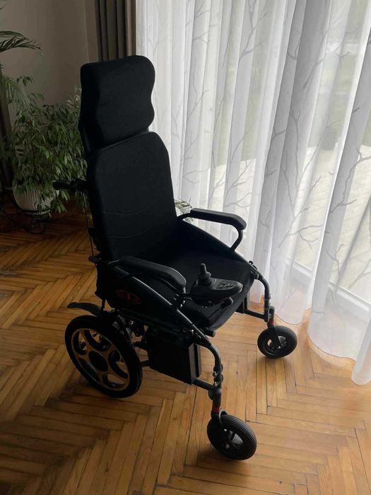 Wózek inwalidzki elektryczny ANTAR AT52320 / AT52321