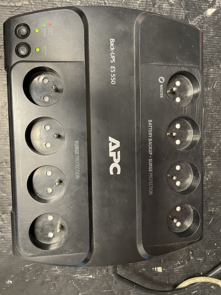 UPS APC Back-UPS 550