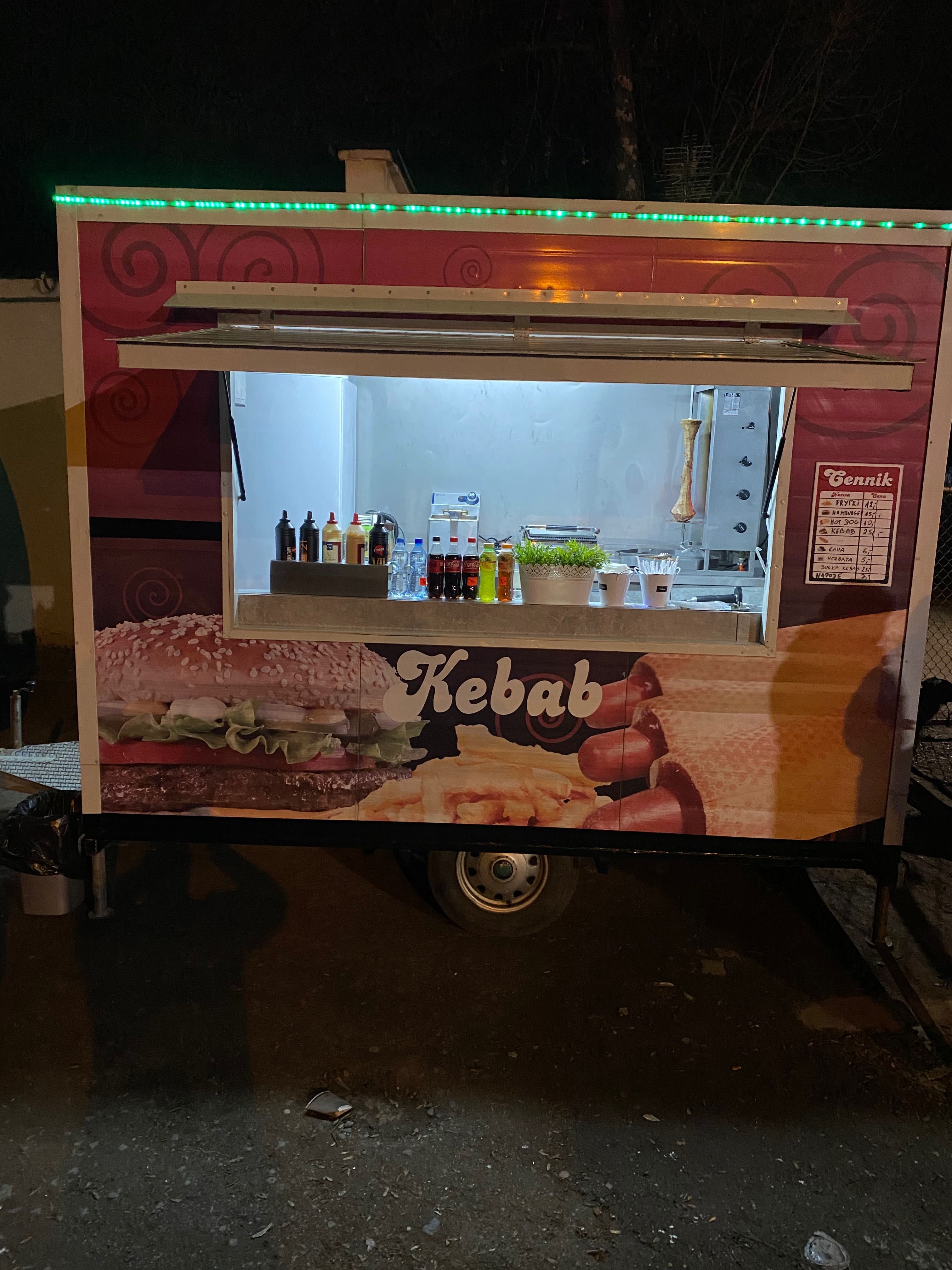 Wynajem food truck z kucharzem, wynajem przyczepy gastr. na imprezy