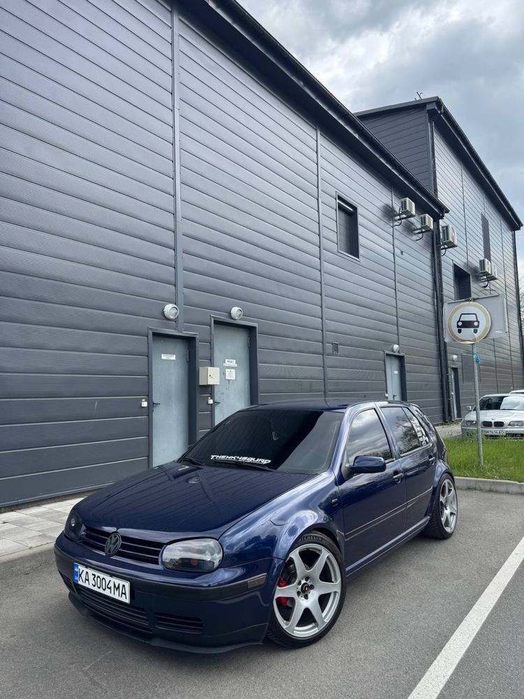 volkswagen golf 4